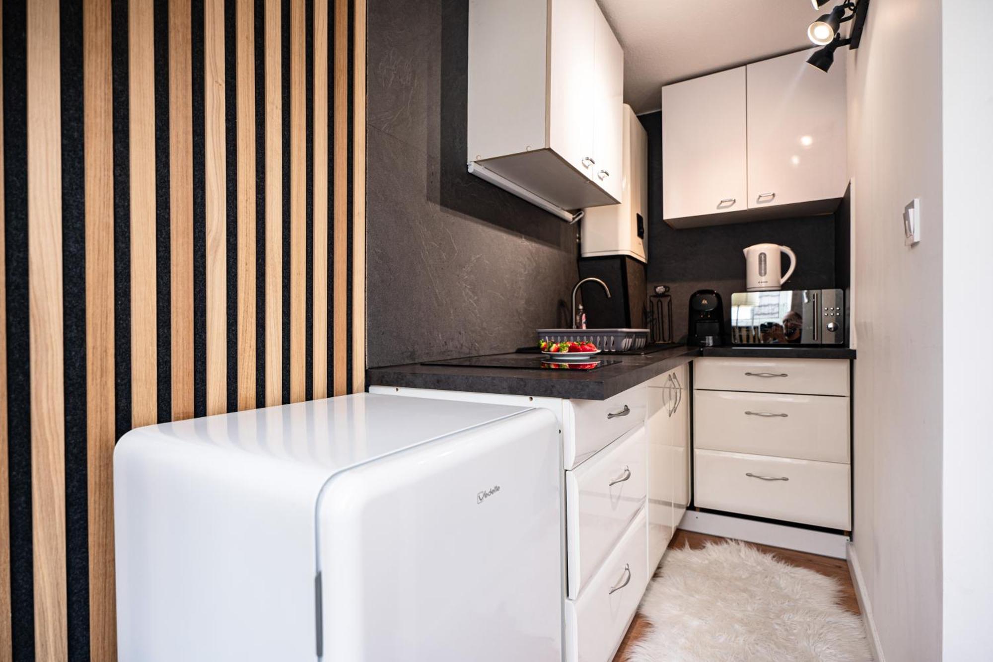 Moderne T2 Centre Sauna Wifi Home Office Netflix Straßburg Exterior foto